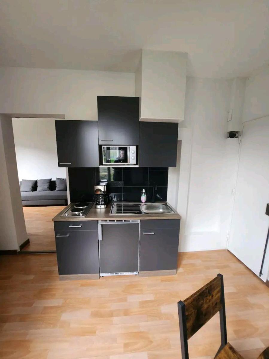 Tres Beau 2 Pieces A 400M De Paris Apartment Жантили Екстериор снимка